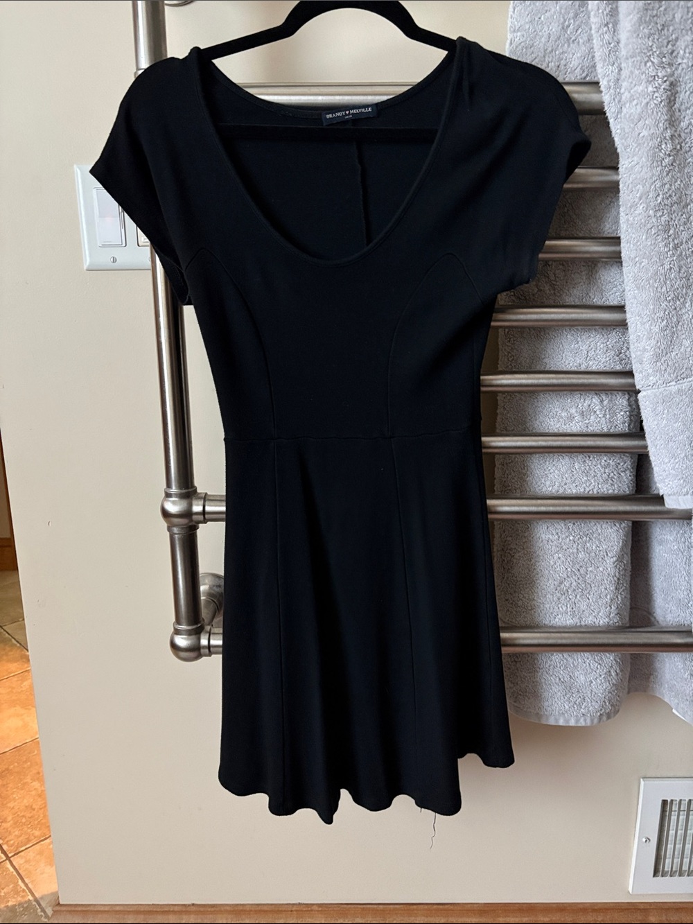 Brandy Melville Black Short-Sleeve Scoop-Neck Mini Dress